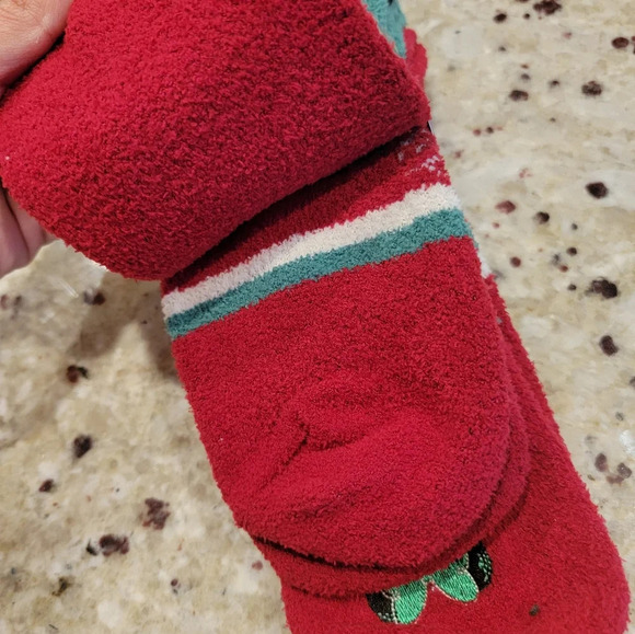 Disney Minnie Mouse Cozy Socks 2 Pairs NWT - Picture 3 of 5